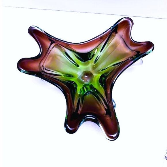 Vintage (1960s) Murano 3 Petal Splash Plum, Green, & Clear Handblown Glass Decor - Picture 3 of 6